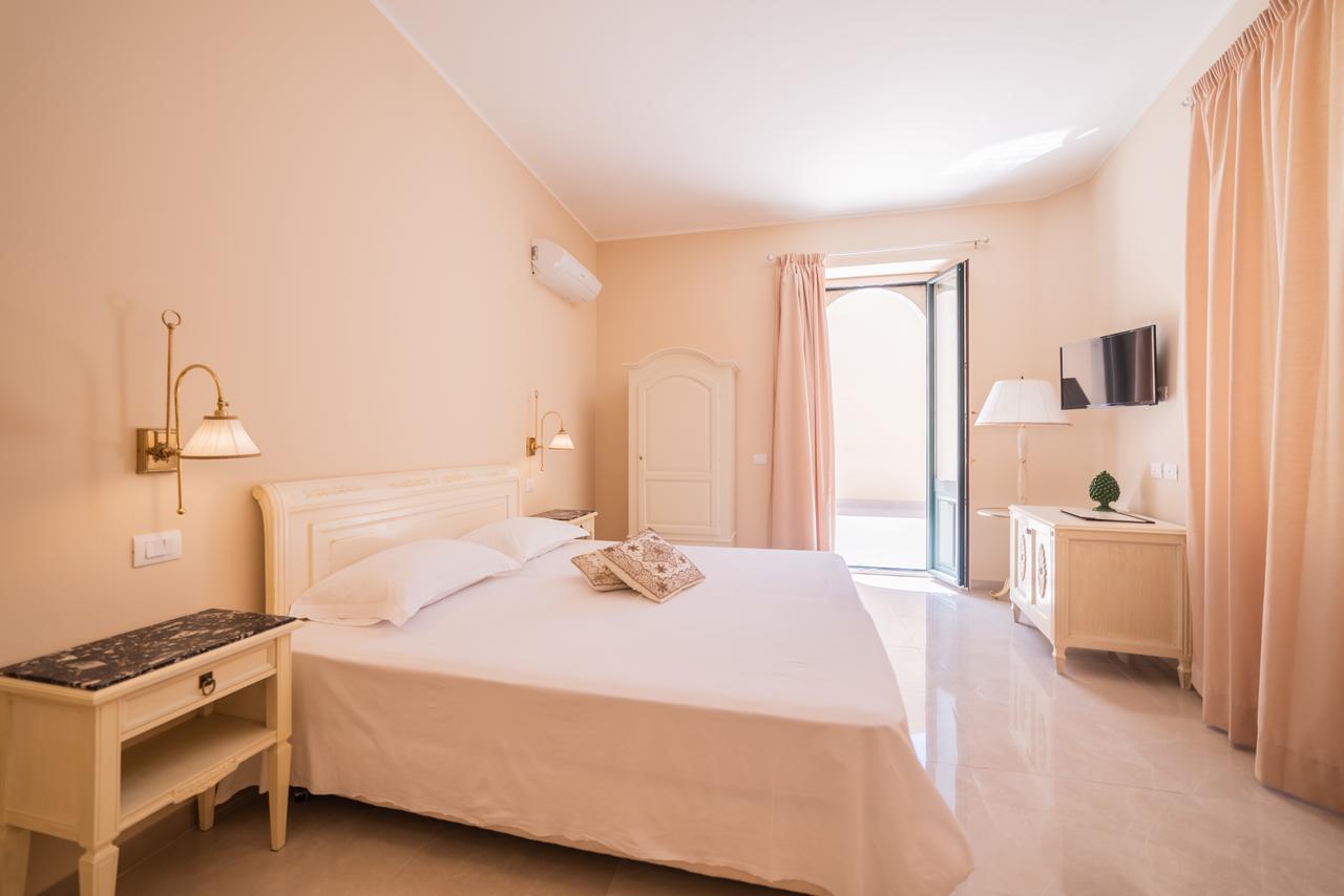 Hotel Casa Adele Таормина Екстериор снимка