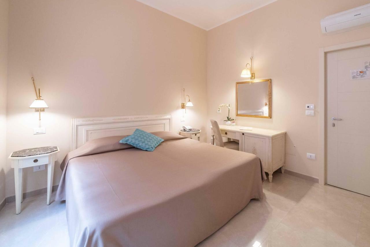 Hotel Casa Adele Таормина Екстериор снимка